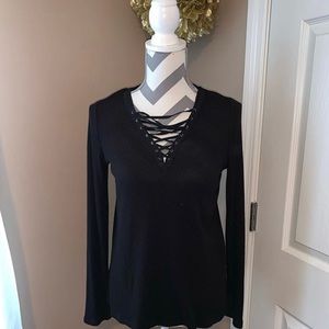 Lace up Aeropostale tee